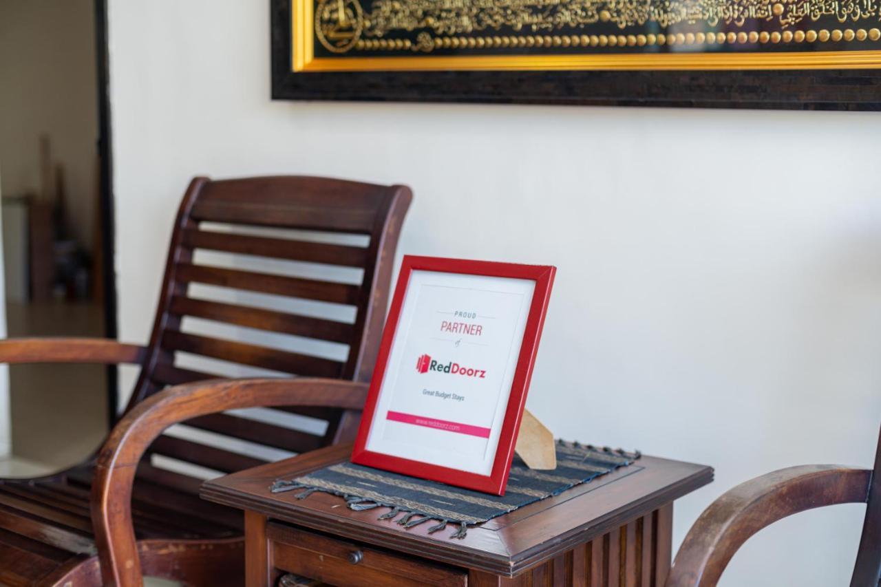Reddoorz Syariah Near Marvel City Mall 2 Surabaya Exteriör bild