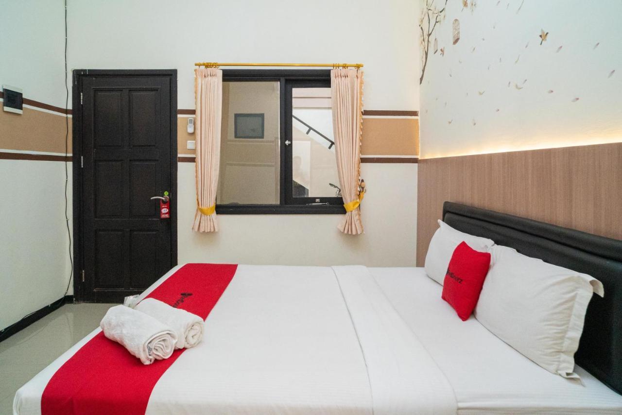Reddoorz Syariah Near Marvel City Mall 2 Surabaya Exteriör bild