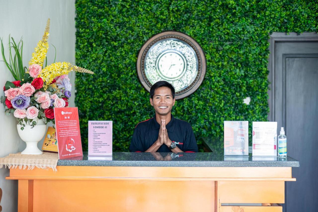 Reddoorz Syariah Near Marvel City Mall 2 Surabaya Exteriör bild